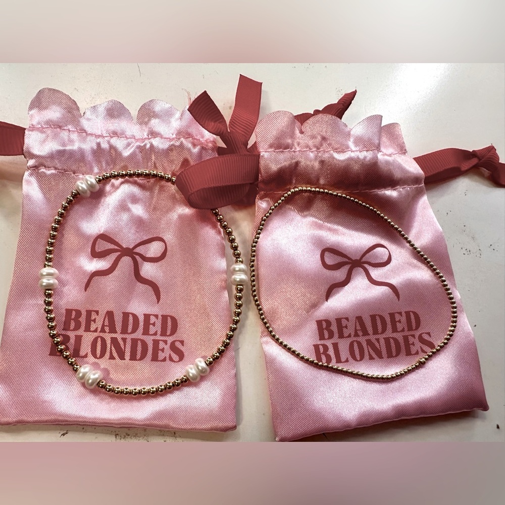 Beaded blondes anklets